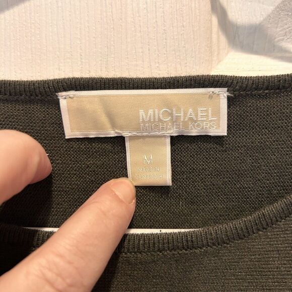 Michael Kors Dark Green Sweater Long Sleeves Round‎ Neck Hi Lo Women’s  Medium - Picture 2 of 5